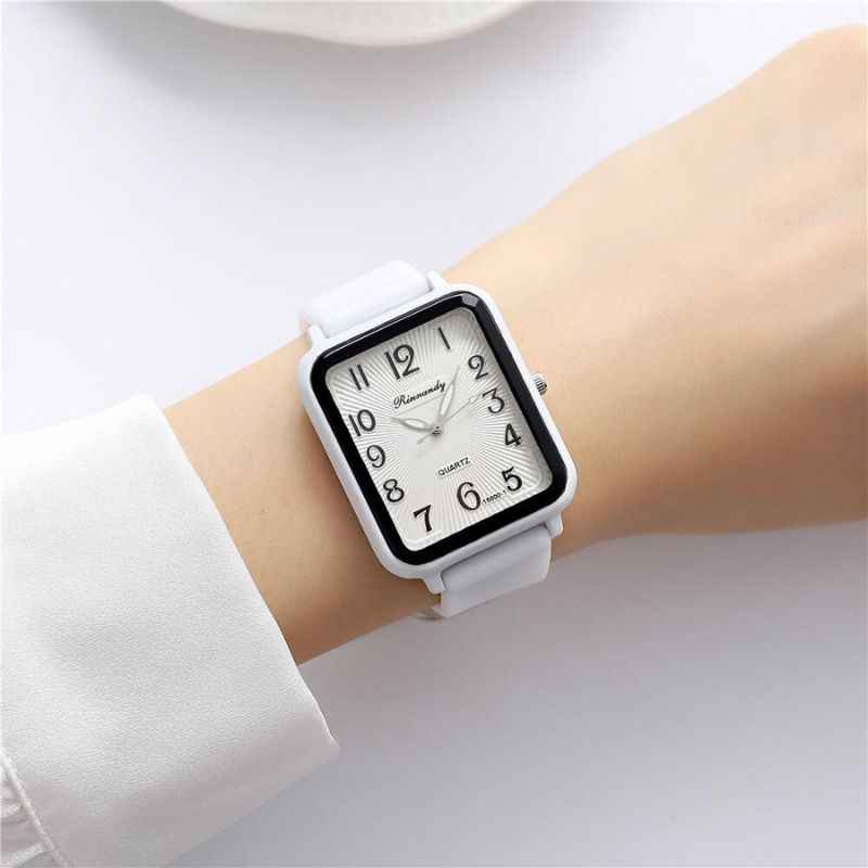 ELEGANCE - Everyday Chic (Women)