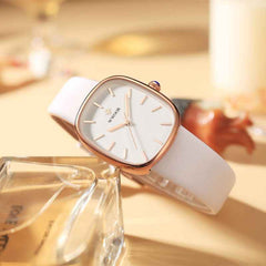 WWR - Minimalist Vintage Chic (Women)