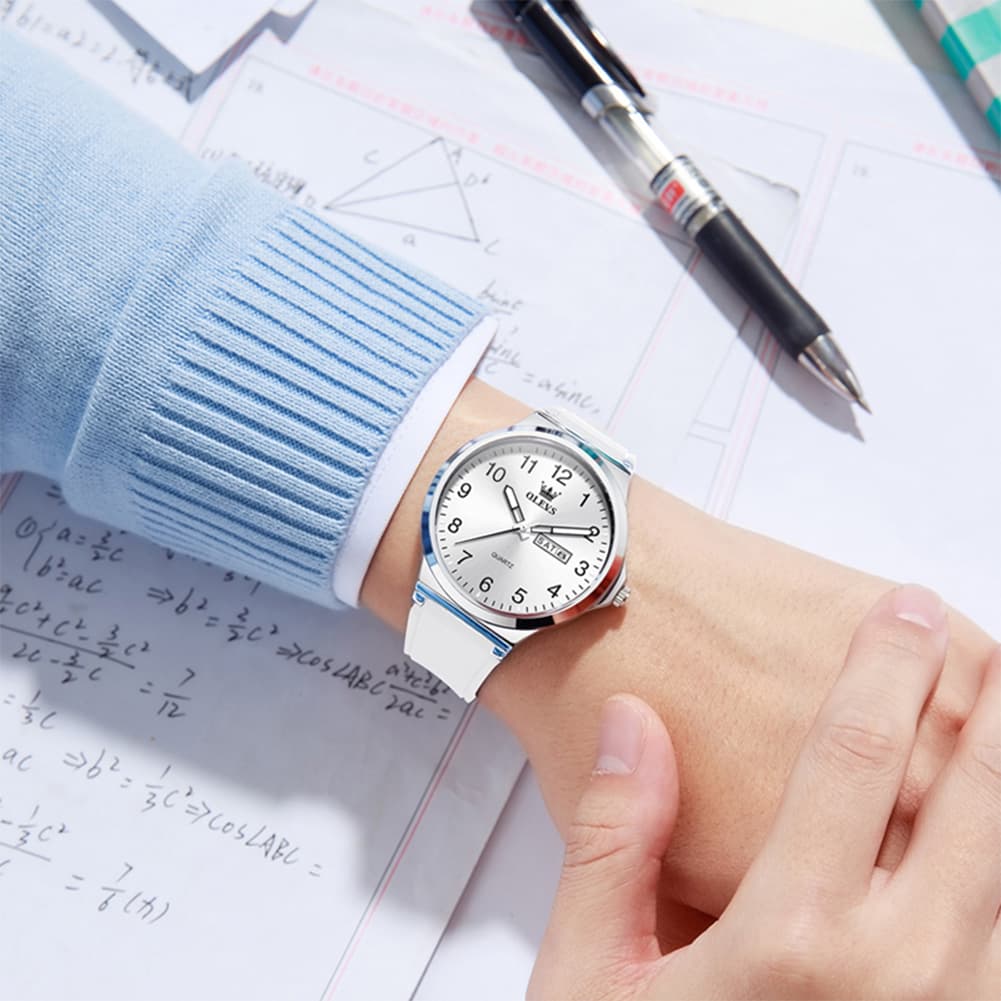 OLEVS 5647 Ultra Thin Day Date Quartz Watch Silicone Strap Casual Timepiece for Men and Women - Olevs Watch Store